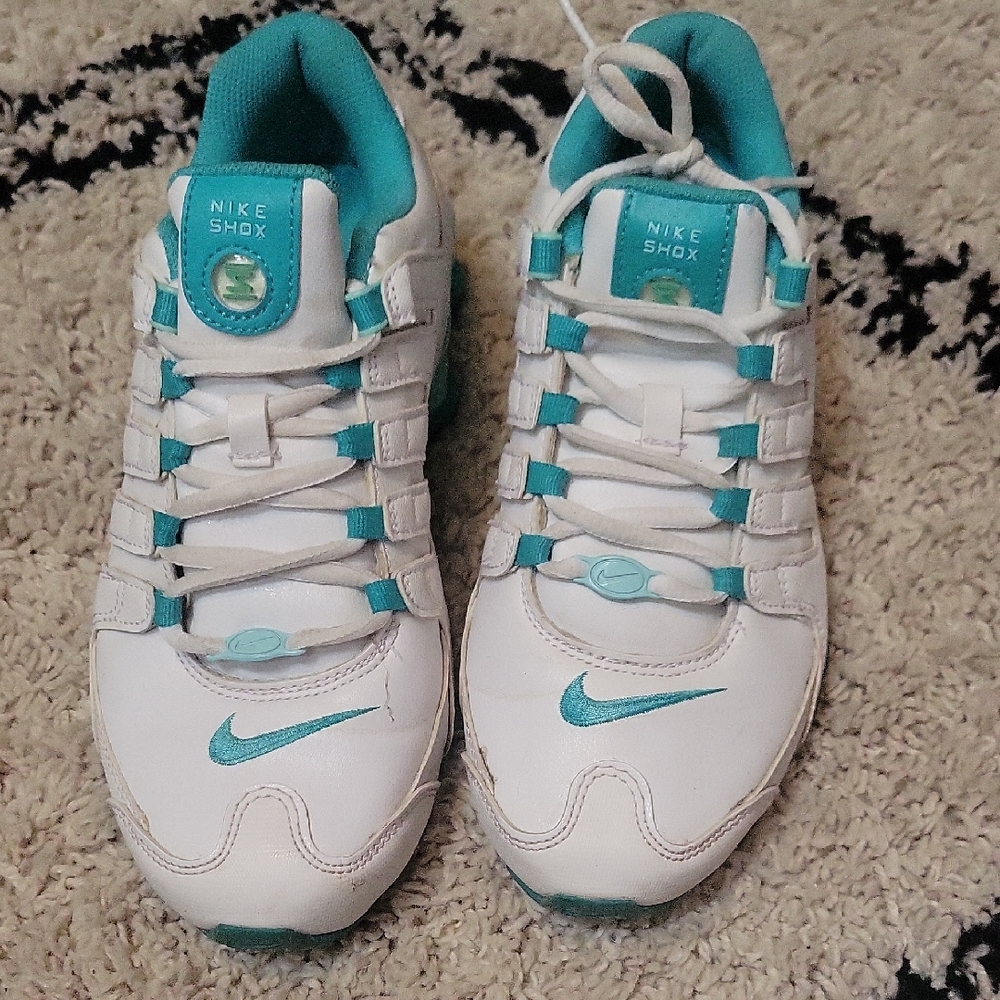 Nike Shox White and Teal Women's Shoes